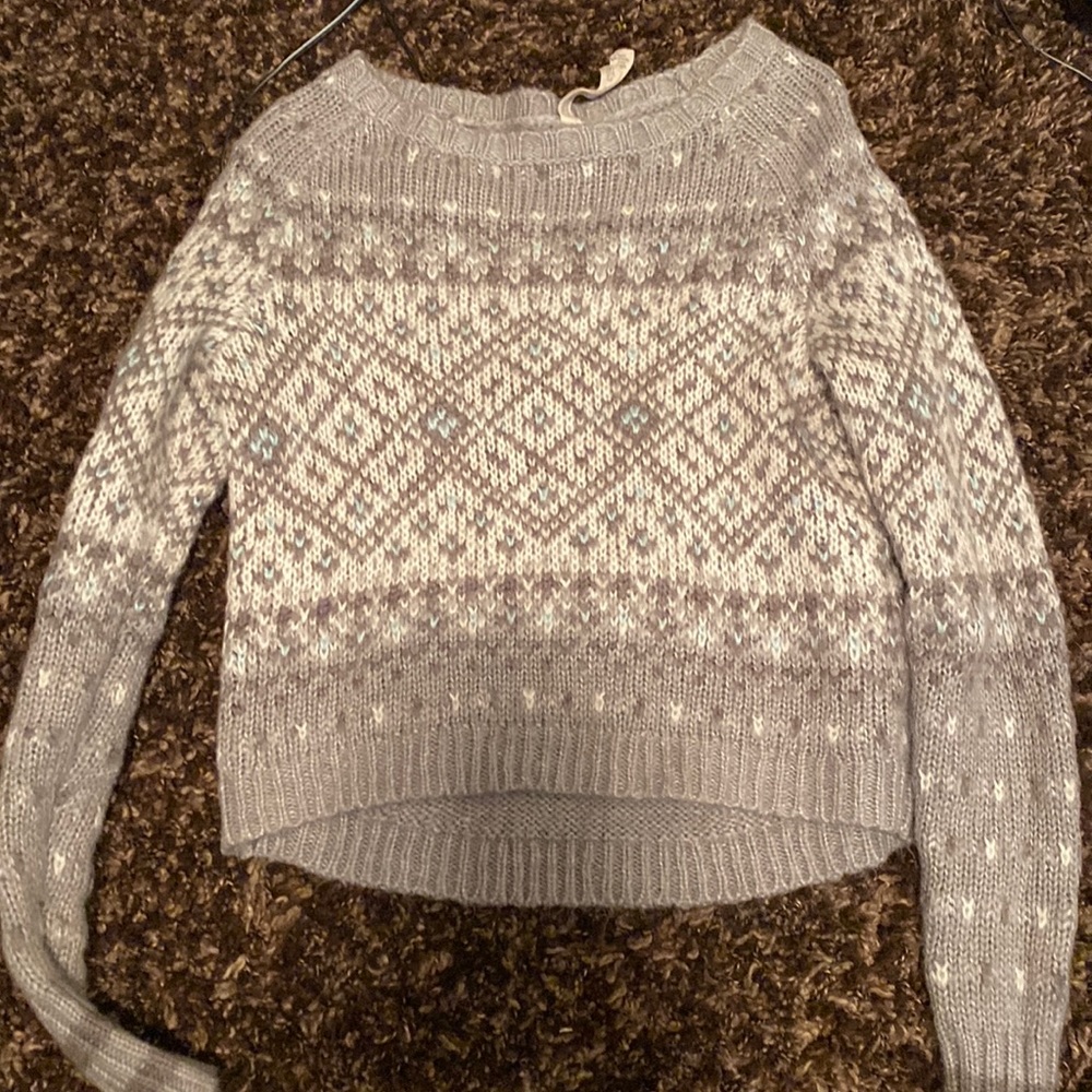 woven long sleeve sweater